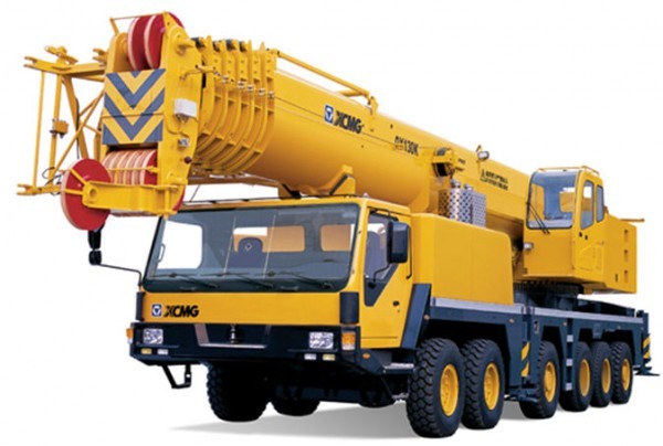 Кран XCMG на автомобильном шасси QY130K Кран XCMG на автомобильном шасси QY130K